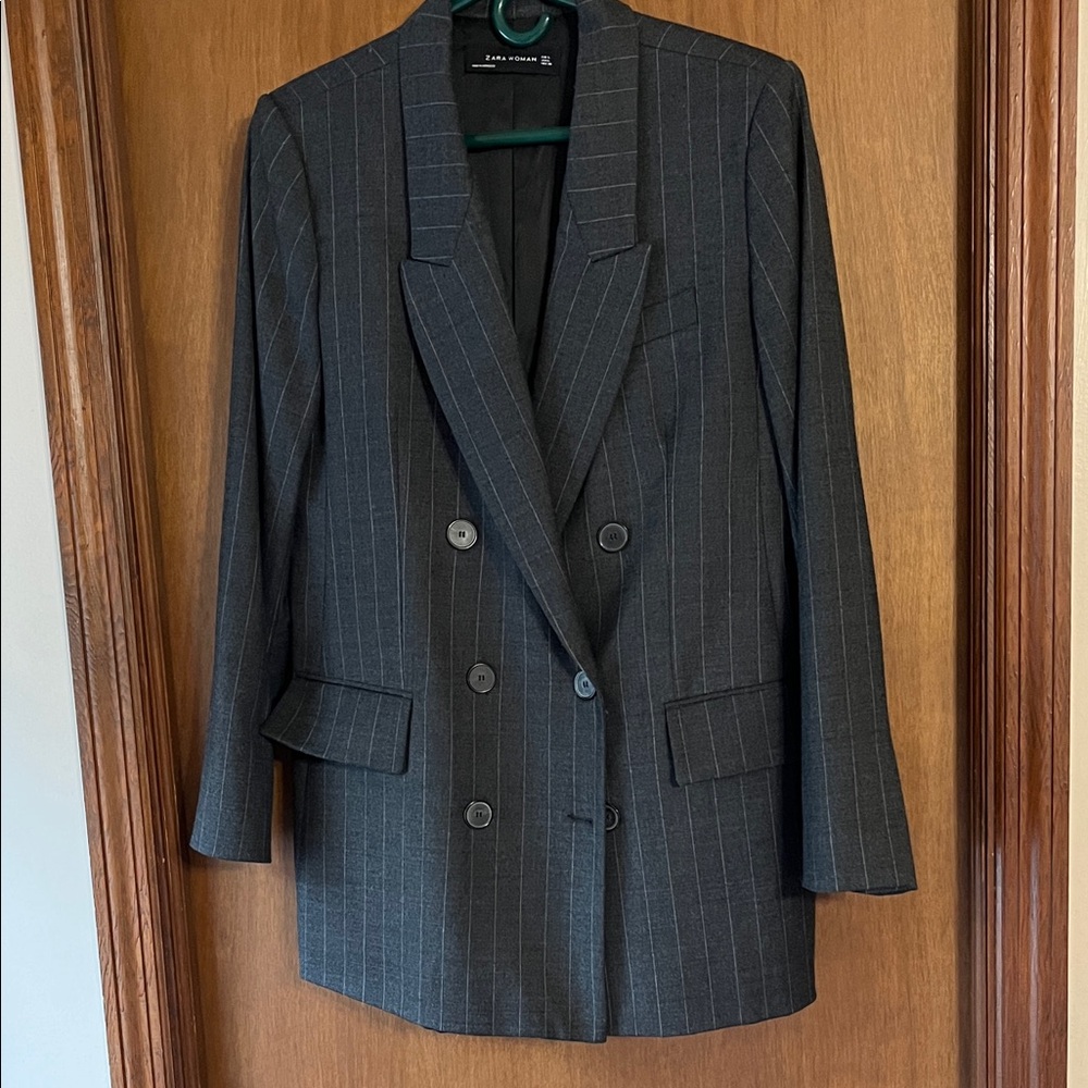 Zara Charcoal Pinstripe jacket size large